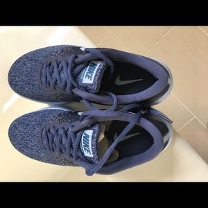 Nike flex contact women’s sneakers, size 7.5.